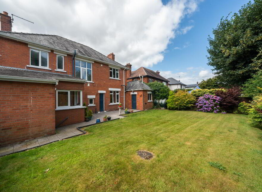 3 Rosemary Park, Belfast, BT9 6RF
