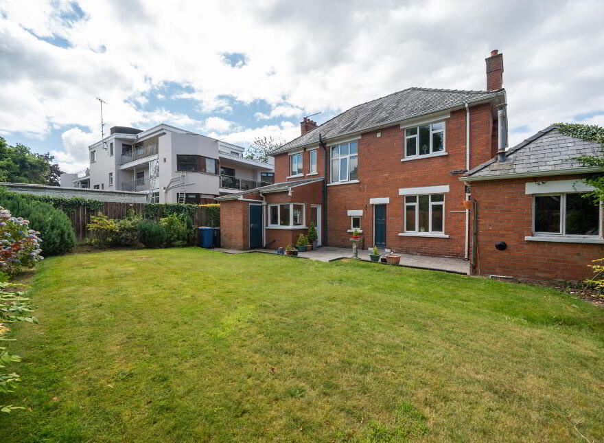 3 Rosemary Park, Belfast, BT9 6RF