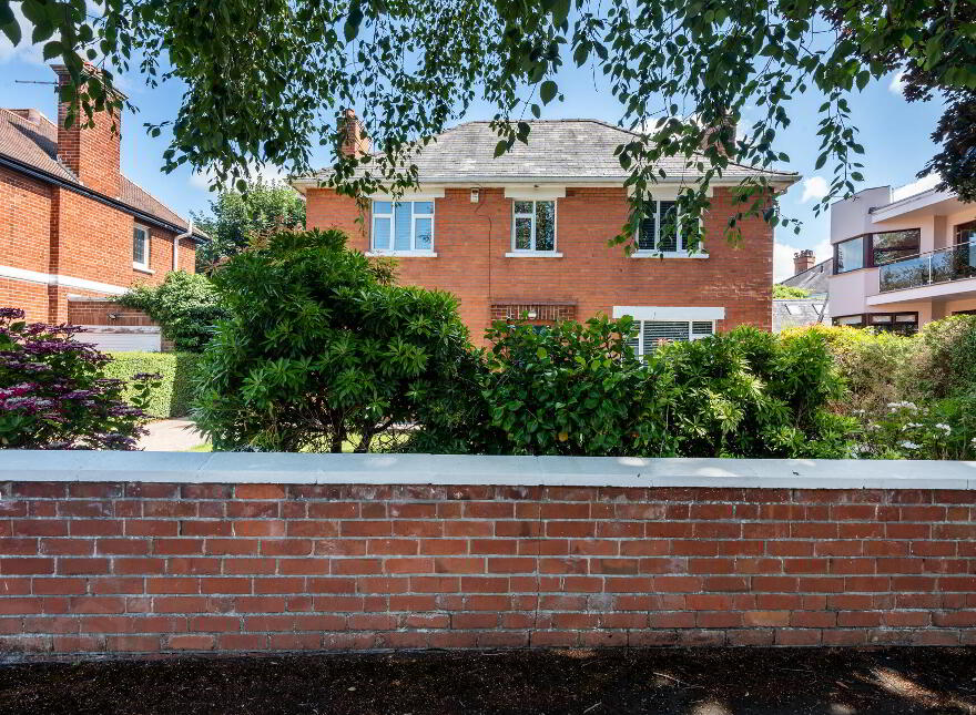 3 Rosemary Park, Belfast, BT9 6RF