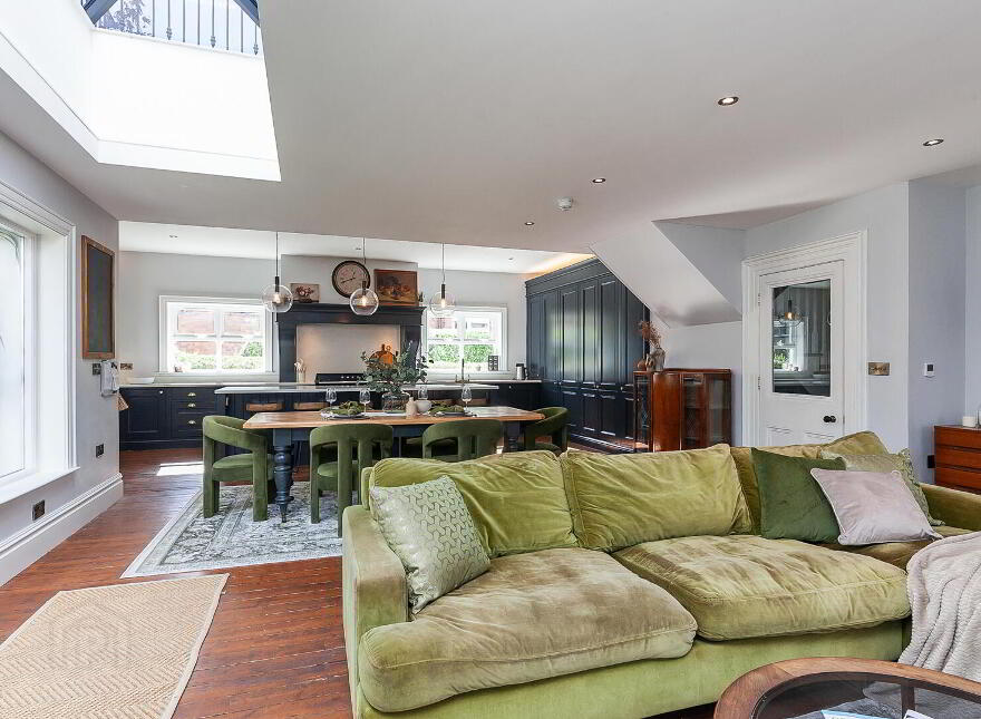 Kensington House, 2 Kensington Park, Belfast, BT5 6NR