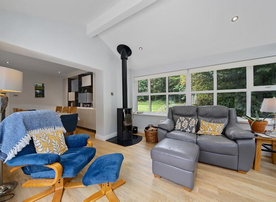 81 Fort Road, Belfast, BT8 8LX