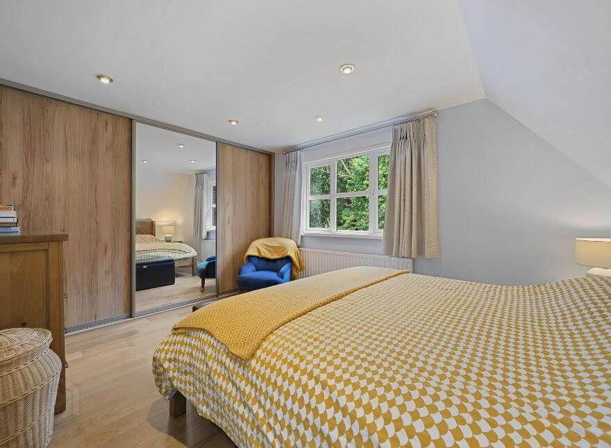 81 Fort Road, Belfast, BT8 8LX