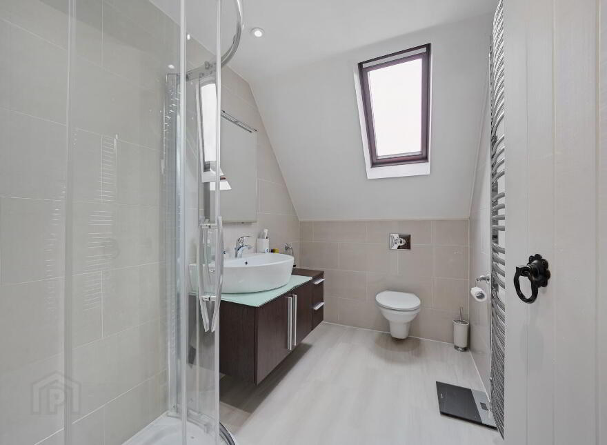 81 Fort Road, Belfast, BT8 8LX
