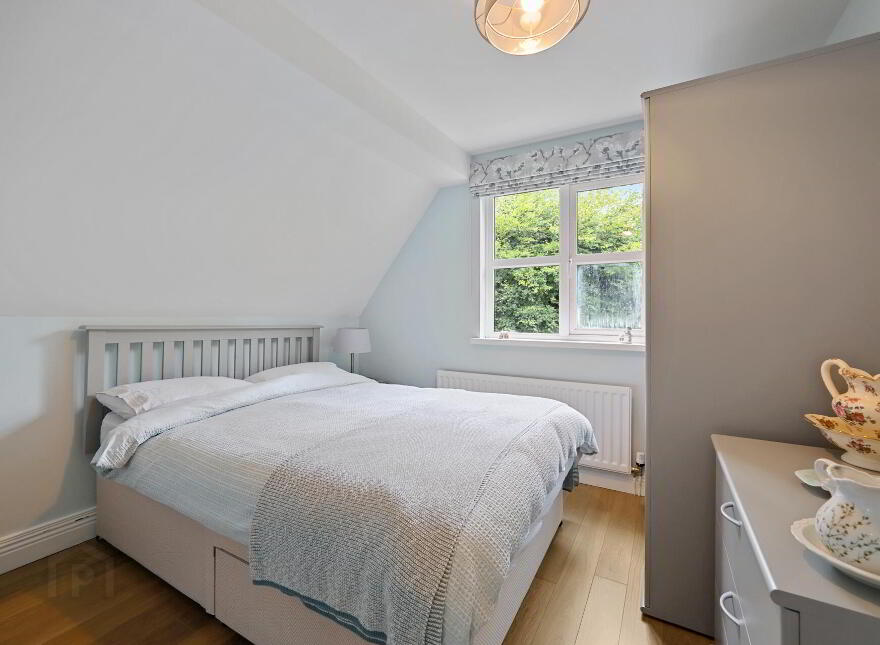 81 Fort Road, Belfast, BT8 8LX