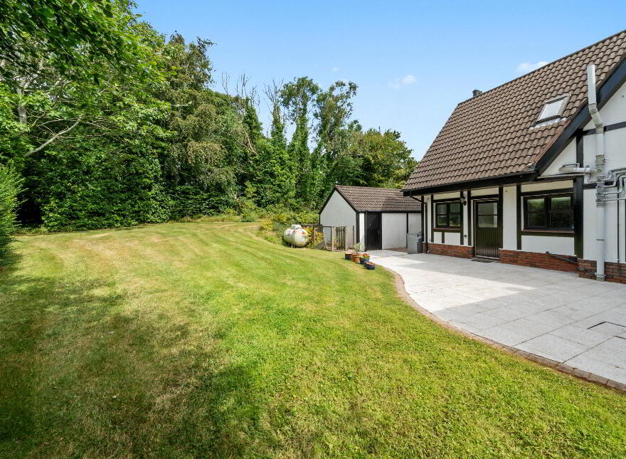 81 Fort Road, Belfast, BT8 8LX