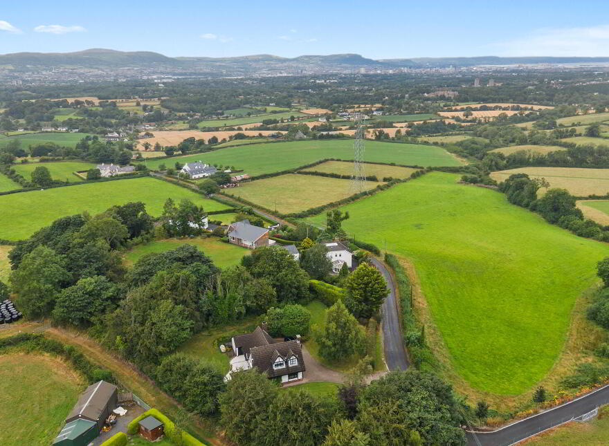 81 Fort Road, Belfast, BT8 8LX