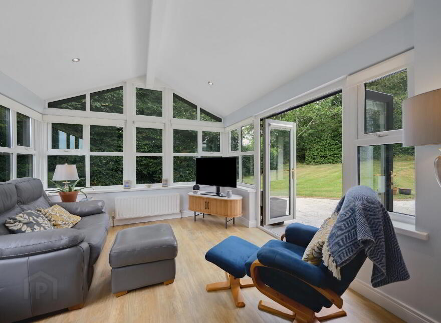 81 Fort Road, Belfast, BT8 8LX