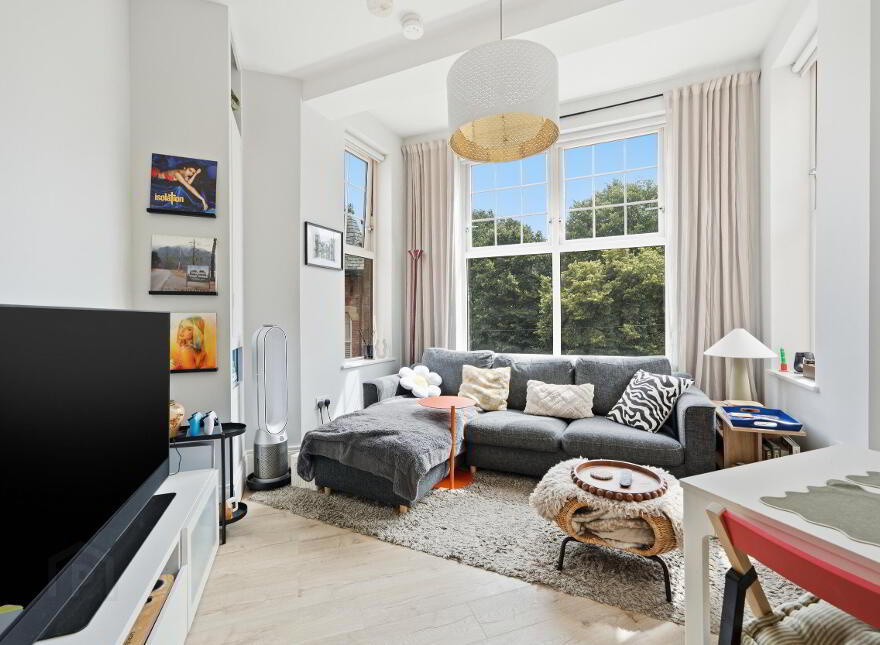 Apt 8, 35-37 Sans Souci Park, Belfast, BT9 5QZ