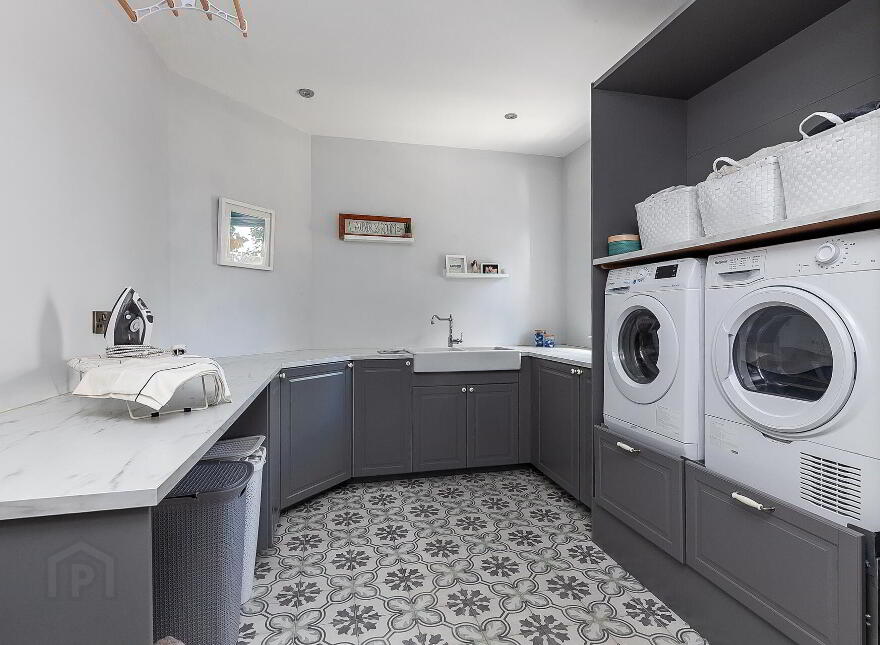 Kensington House, 2 Kensington Park, Belfast, BT5 6NR