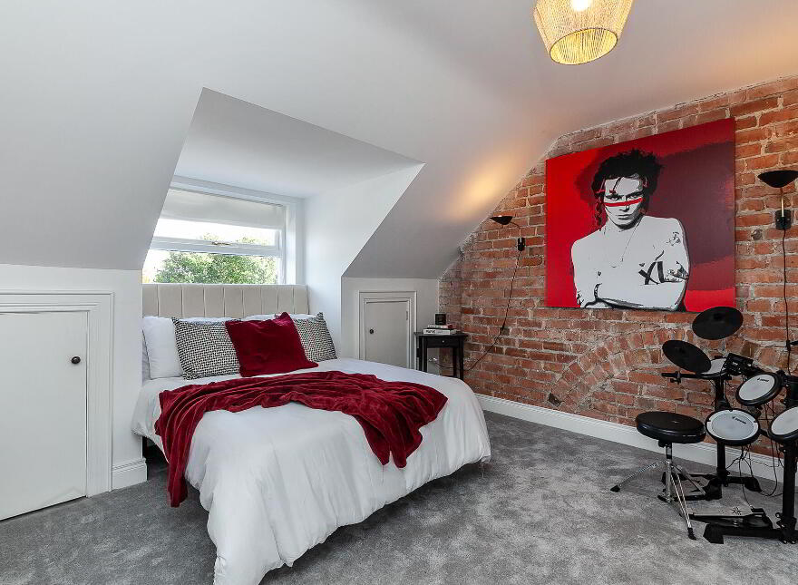 Kensington House, 2 Kensington Park, Belfast, BT5 6NR