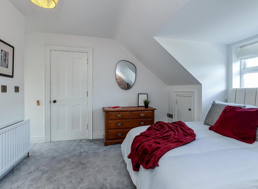 Kensington House, 2 Kensington Park, Belfast, BT5 6NR