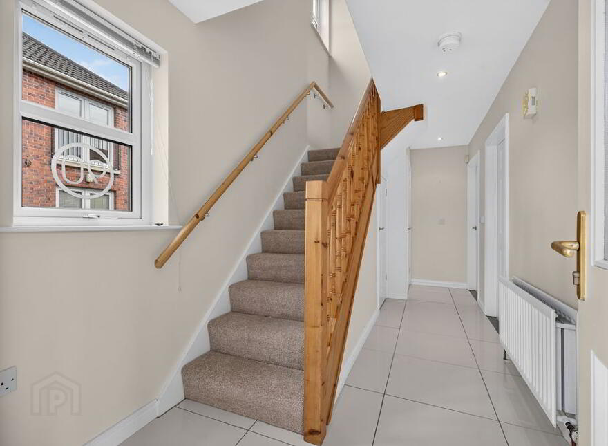 90 Carnbeg Dale, Antrim, BT41 4RE