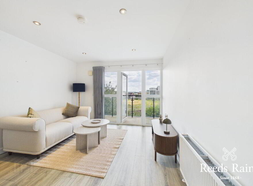 Apartment 6 25 Bridge End, Belfast, BT5 4AW