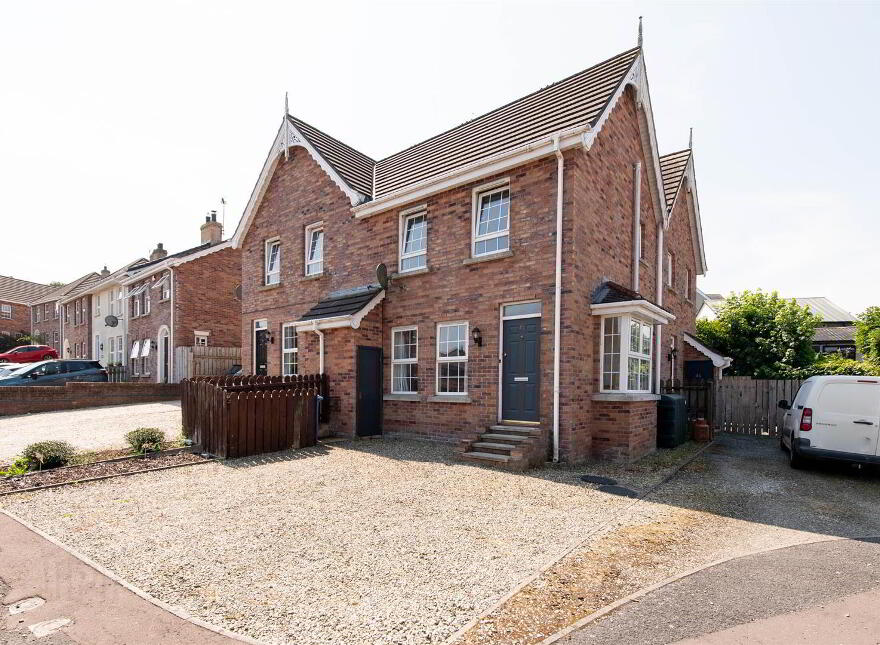 47 Whitethorn Lane, Kinallen, BT25 2DL