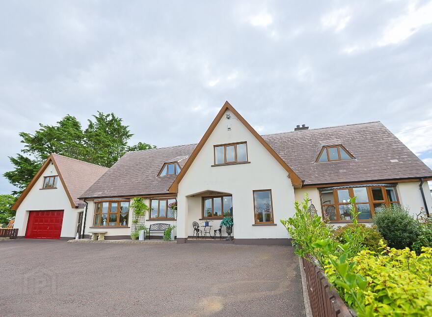 Blacksmiths Lodge, 96 New Forge Road, Magheralin, Craigavon, BT67 0QW
