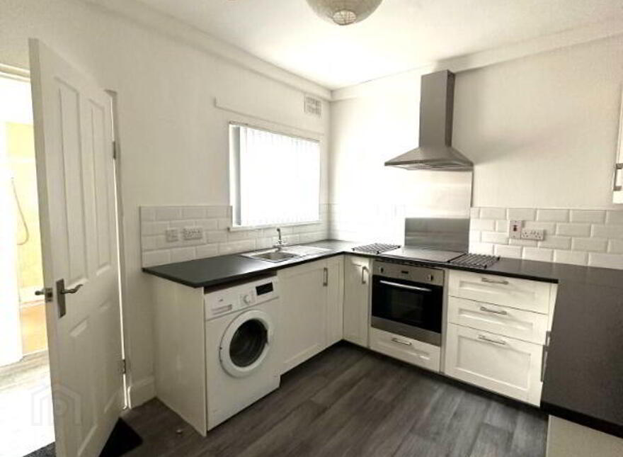 38 Benburb Street, Belfast, BT12 6JG