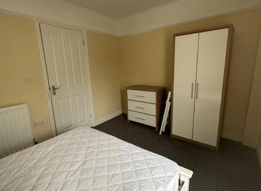 38 Benburb Street, Belfast, BT12 6JG