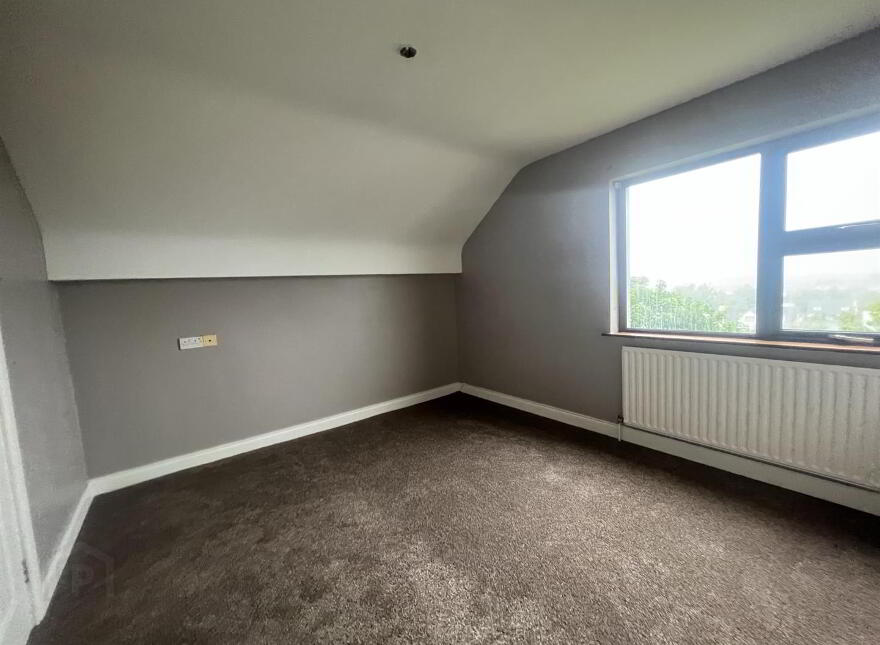 29 Tollymore Road, Newcastle, BT33 0JN