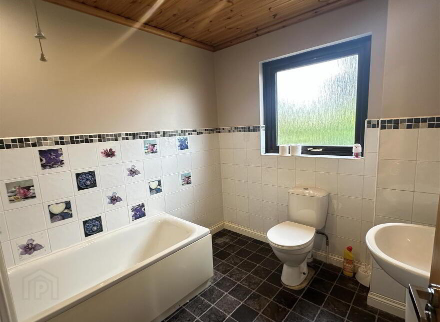 29 Tollymore Road, Newcastle, BT33 0JN