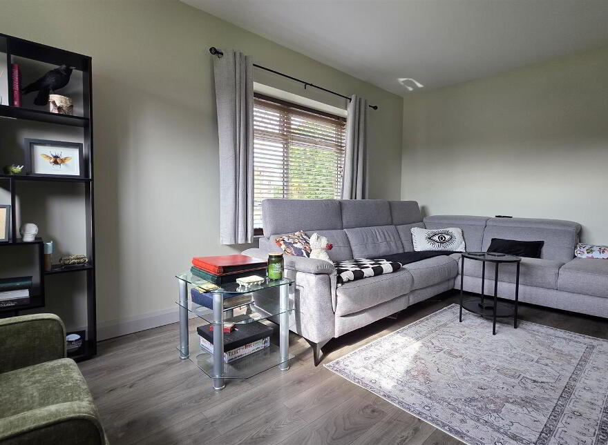 14 Greenview Place, Antrim, BT41 4EP