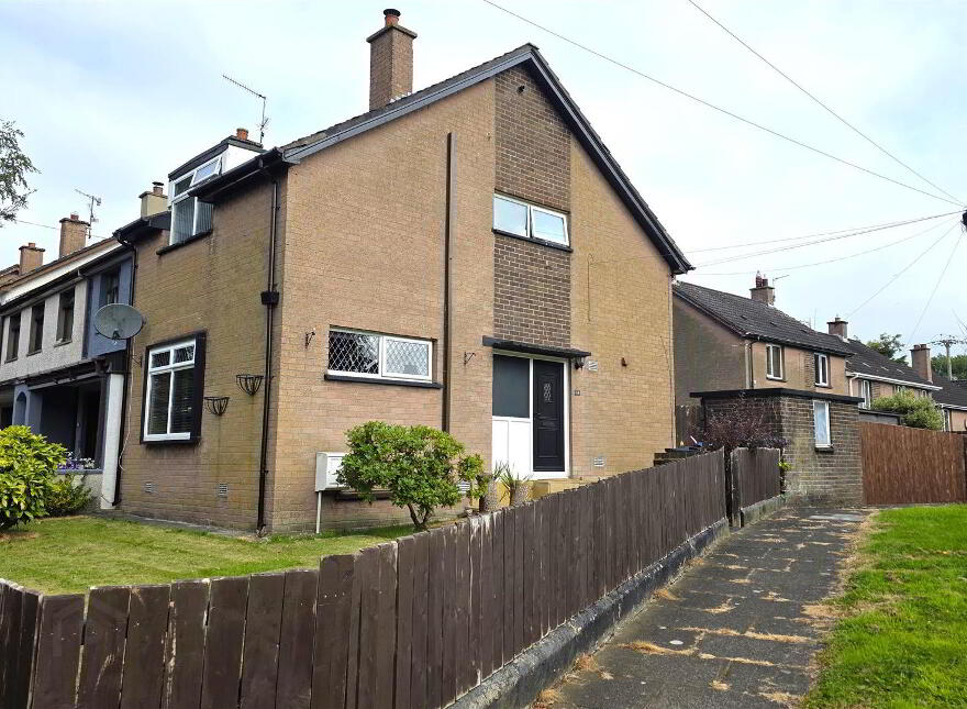 14 Greenview Place, Antrim, BT41 4EP