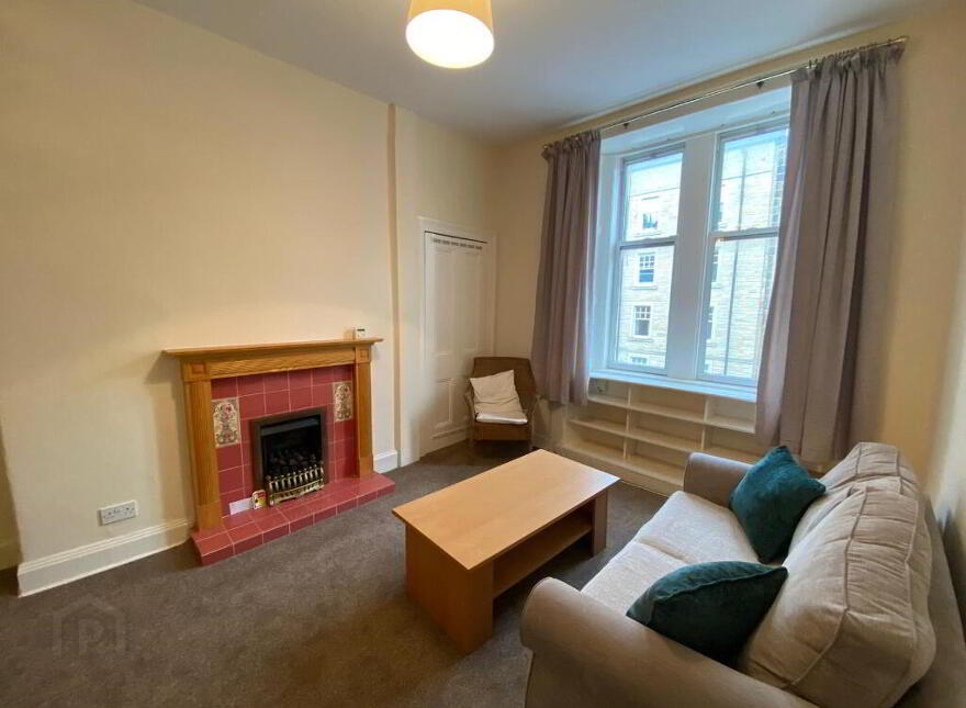 5 Comiston Terrace, Morningside, Edinburgh, EH10 6AJ