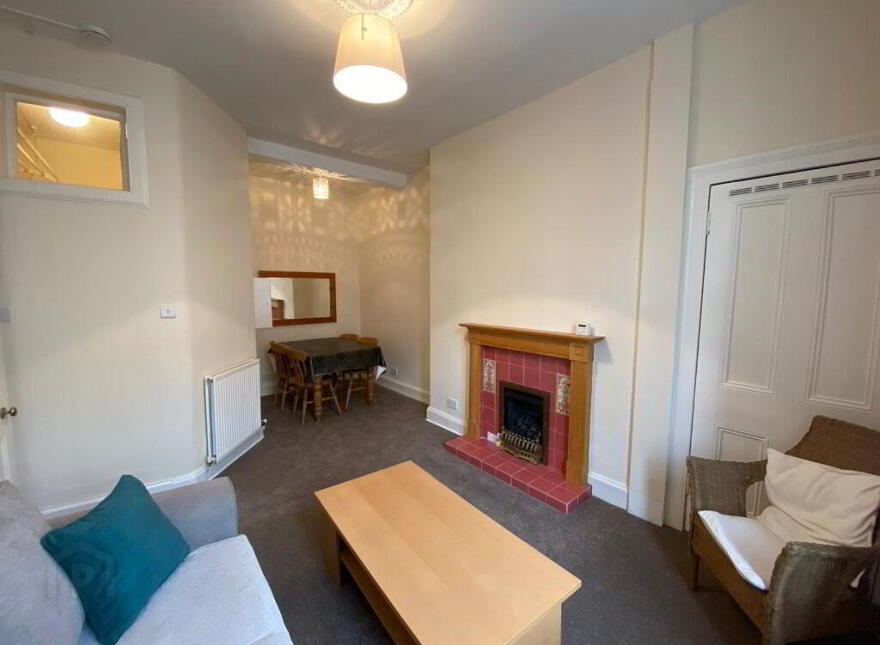 5 Comiston Terrace, Morningside, Edinburgh, EH10 6AJ