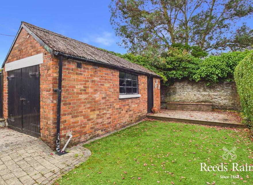 27 Irwin Drive, Belfast, BT4 3AR