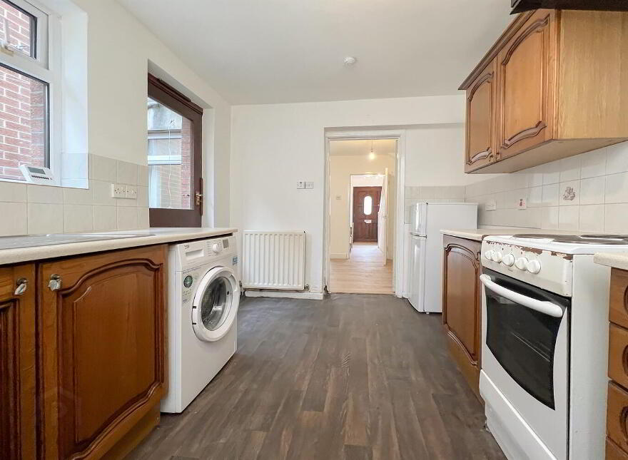153 Broadway, Belfast, BT12 6HY