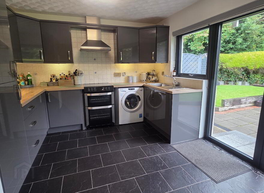 81 Shellbridge Park, Coleraine, BT52 2HP