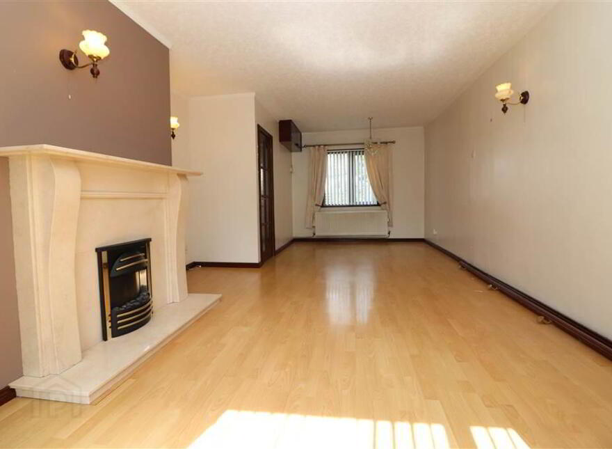 4 Millbrook Walk, Queens Road, Lisburn, BT27 4XS