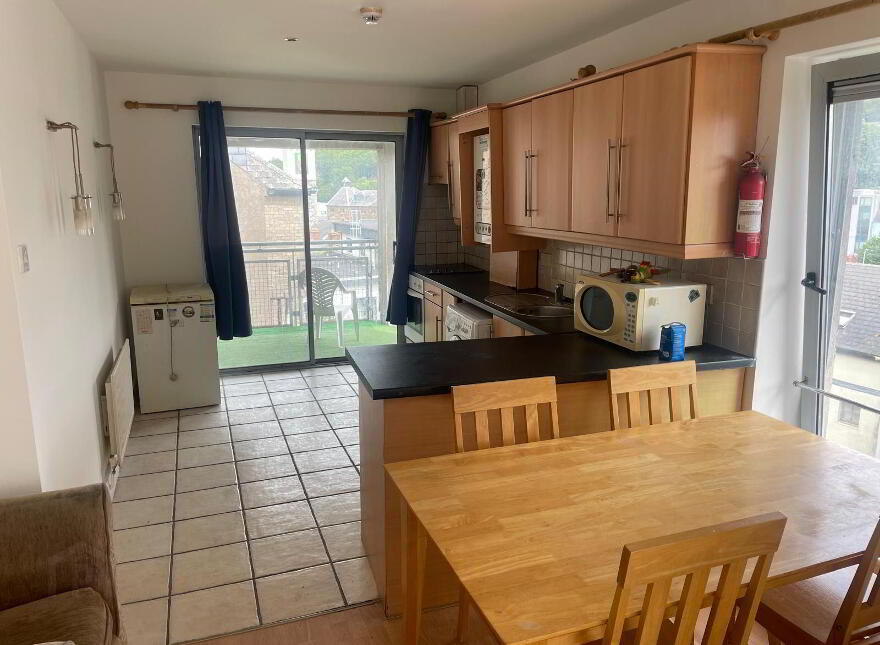 Apartment 10 Roman Court, Cork City Centre, T23R278