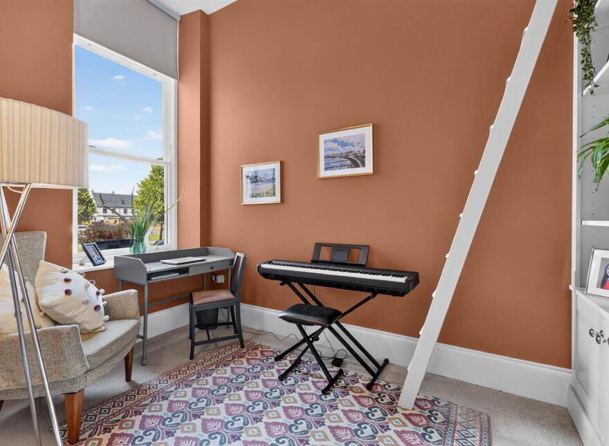 6 Ishbel Gardens, Belvoir Park, Belfast, BT8 8FT