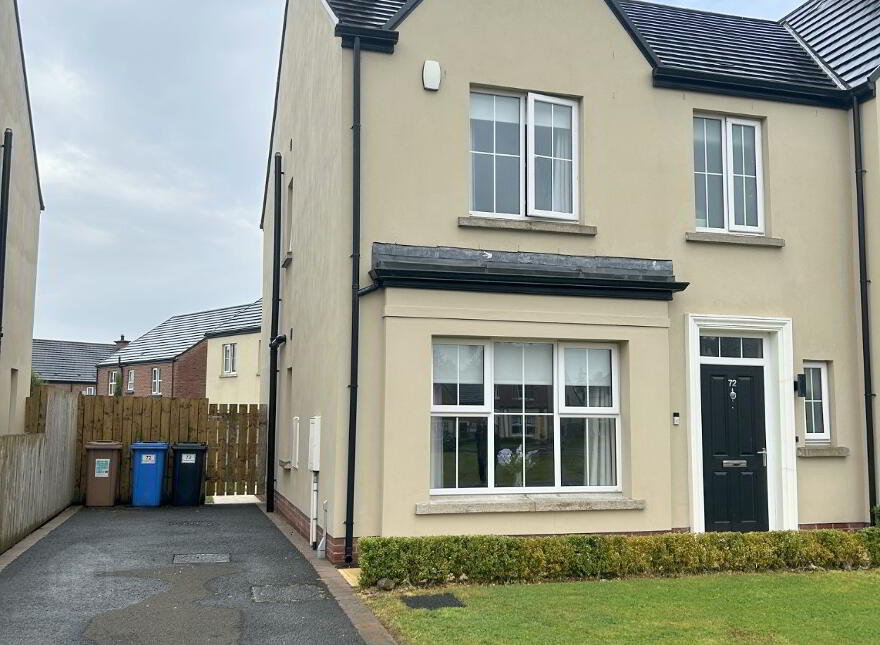 72 Foxfield Park, Coolshinney Road, Magherafelt, BT45 5FR