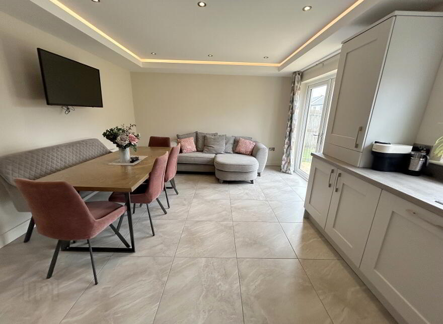 72 Foxfield Park, Coolshinney Road, Magherafelt, BT45 5FR