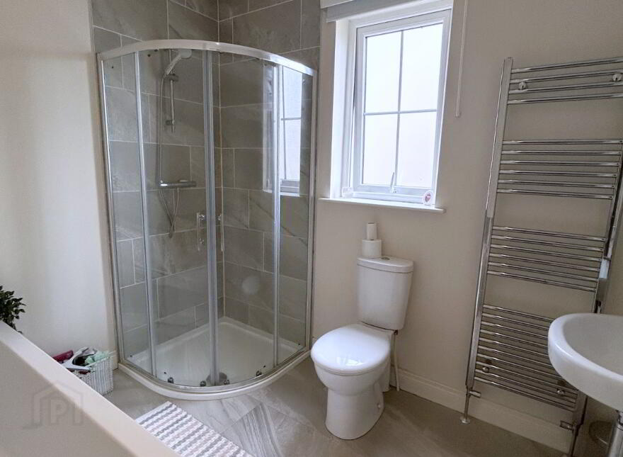 72 Foxfield Park, Coolshinney Road, Magherafelt, BT45 5FR