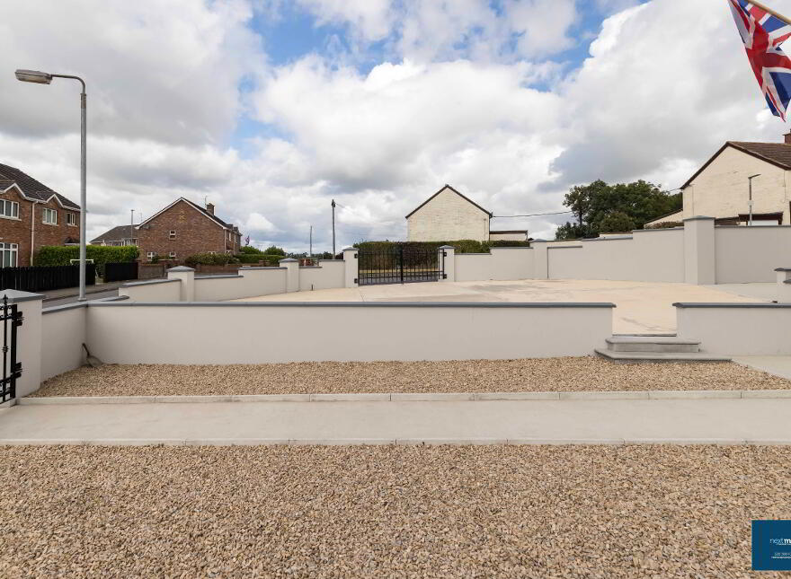 27 Tullyhugh Park, Tandragee, BT62 2DN