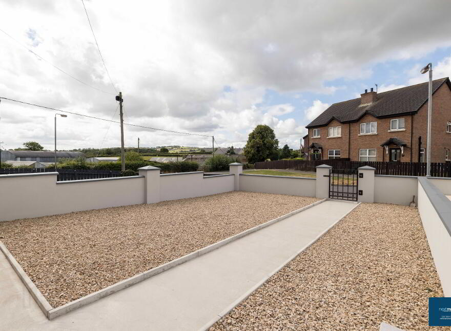 27 Tullyhugh Park, Tandragee, BT62 2DN
