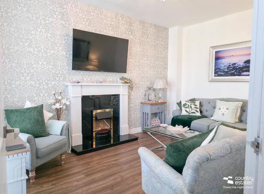 7 Blackrock Crescent, Newtownabbey, BT36 4AY