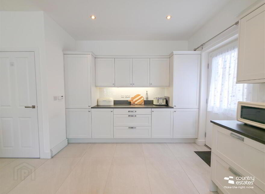 7 Blackrock Crescent, Newtownabbey, BT36 4AY