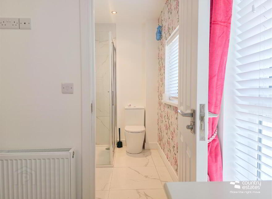 7 Blackrock Crescent, Newtownabbey, BT36 4AY