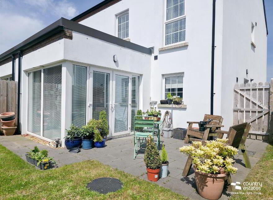 7 Blackrock Crescent, Newtownabbey, BT36 4AY