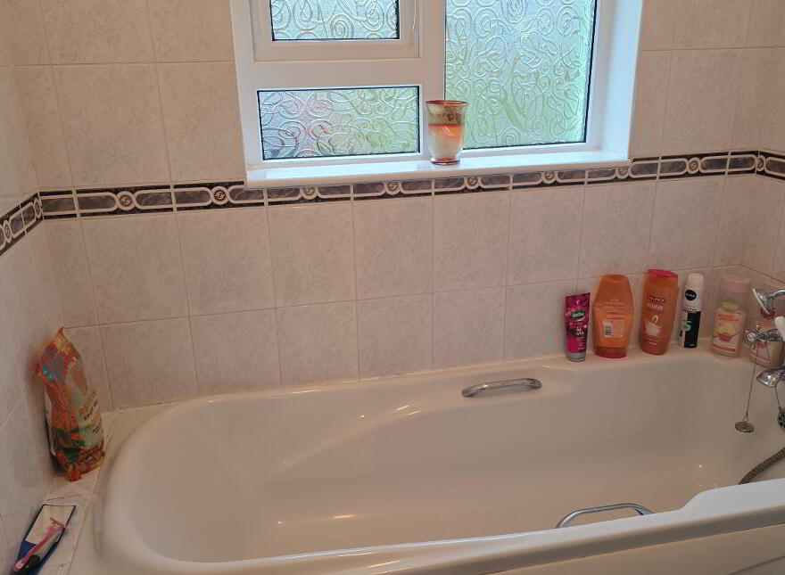 Greenes Chalets, No. 2 Ardsbeg, Gortahork, F92Y3Y5