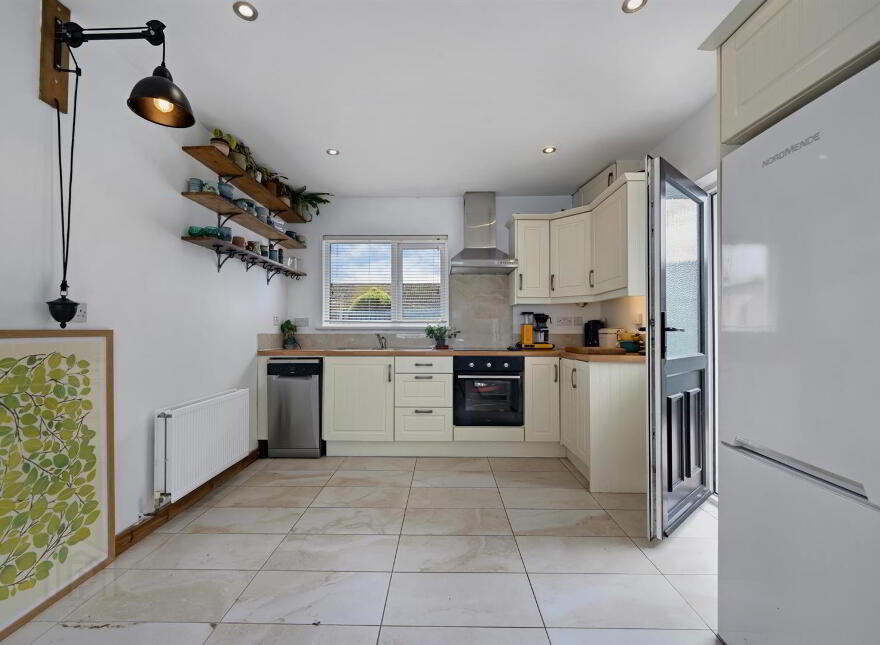 17 Marian Park, Ballykinler, Downpatrick, BT30 8DJ