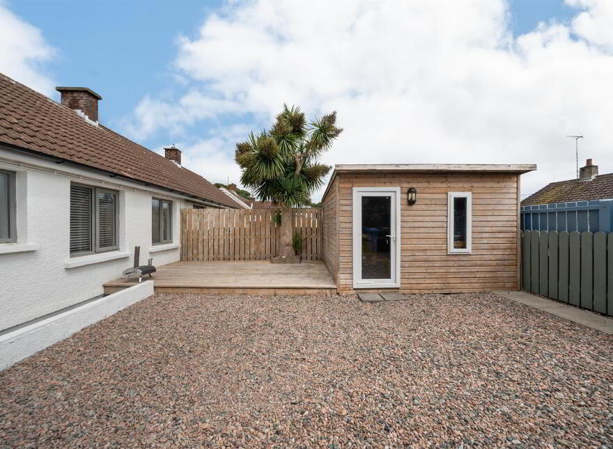 17 Marian Park, Ballykinler, Downpatrick, BT30 8DJ