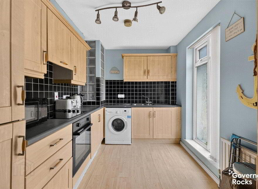 9 The Briggs, Groomsport, BT19 6HY