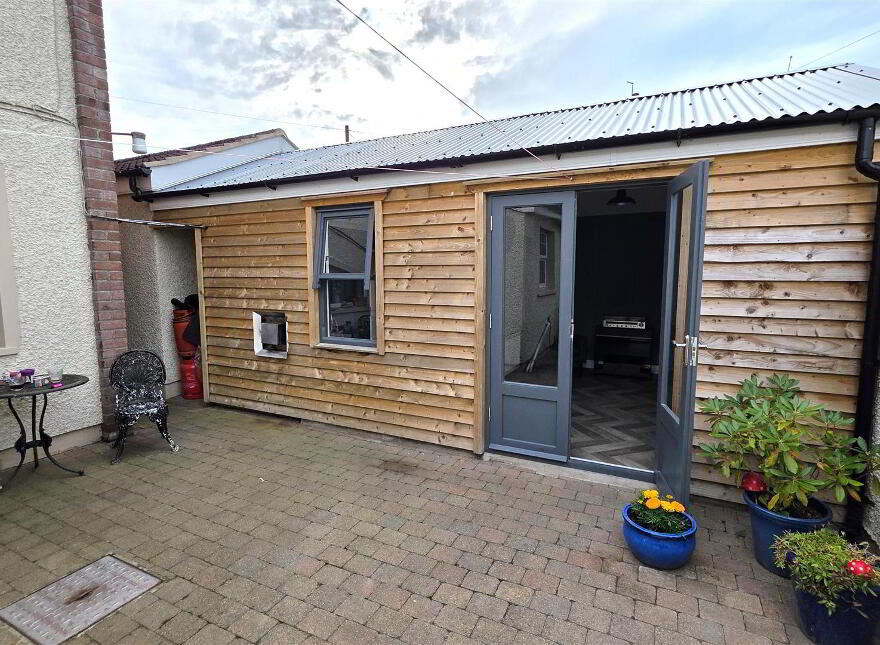 6 Greenpark Drive, Antrim, BT41 4EN