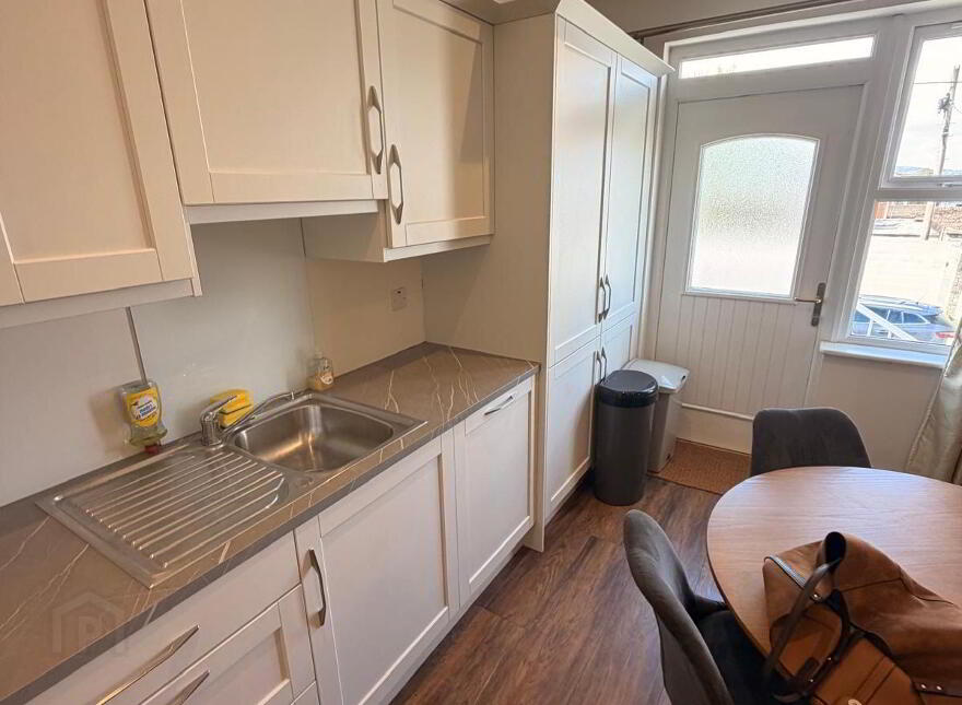 Rossmoyne, Ennis Road, V94D279