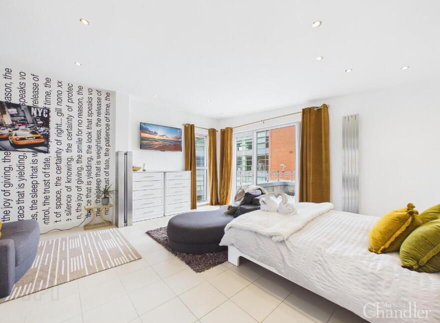 902 Margarita Plaza, 81 Adelaide Street, Belfast, BT2 8FF