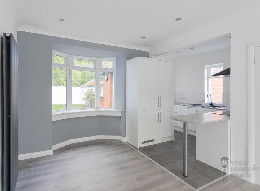 155 Knock Road, Belfast, BT5 6LH